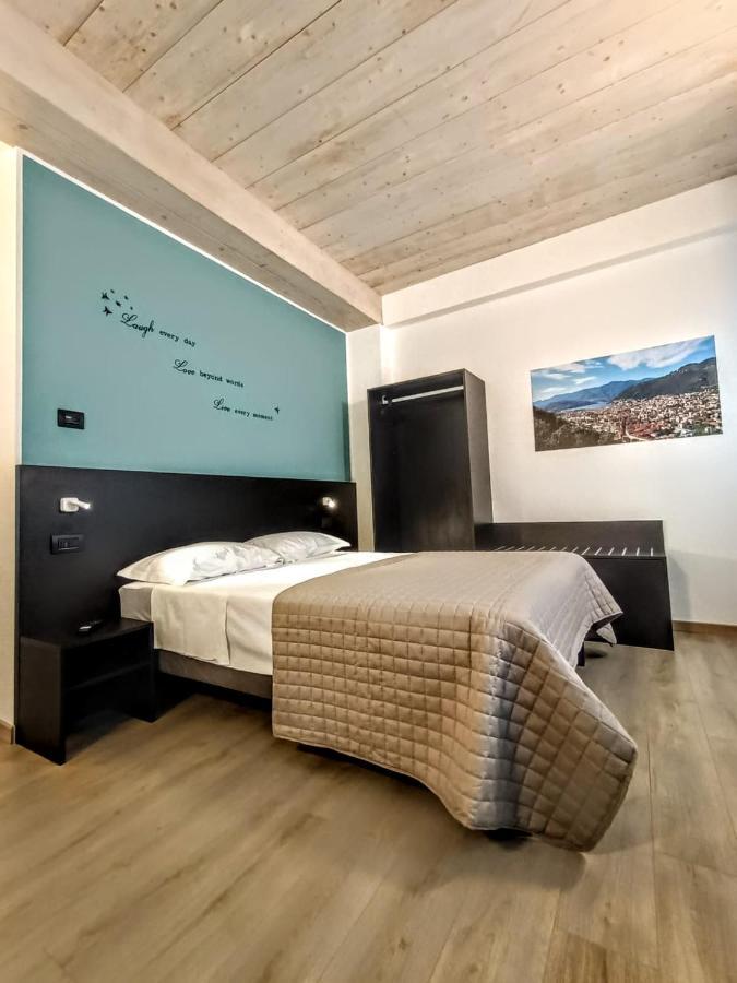 Il B&B Di Piazza Motta Albese Con Cassano Extérieur photo