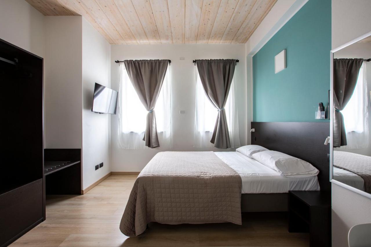 Il B&B Di Piazza Motta Albese Con Cassano Extérieur photo