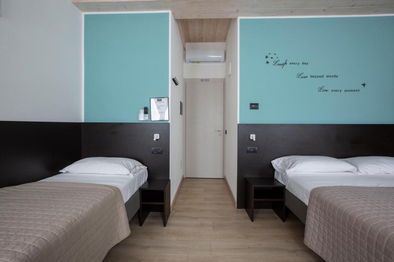Il B&B Di Piazza Motta Albese Con Cassano Extérieur photo