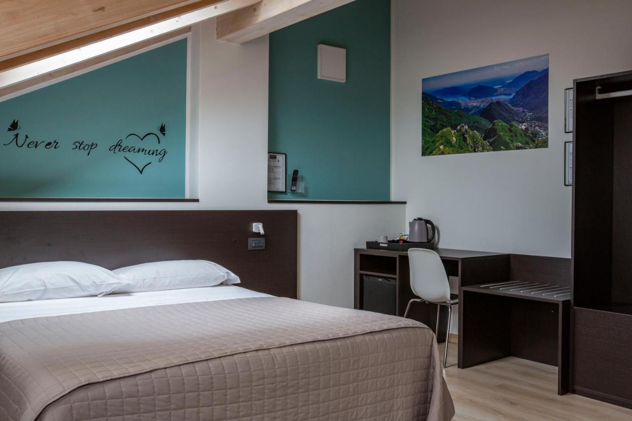 Il B&B Di Piazza Motta Albese Con Cassano Extérieur photo