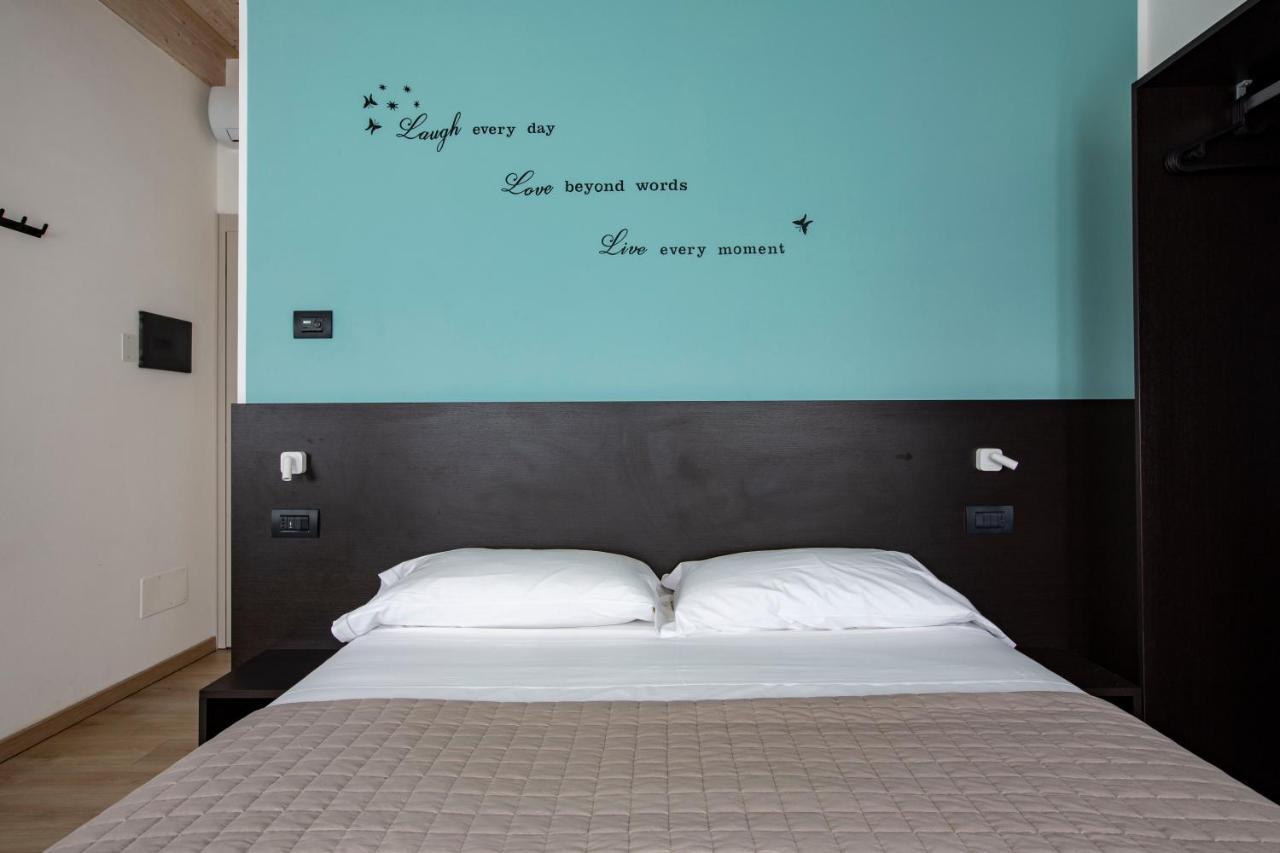 Il B&B Di Piazza Motta Albese Con Cassano Extérieur photo