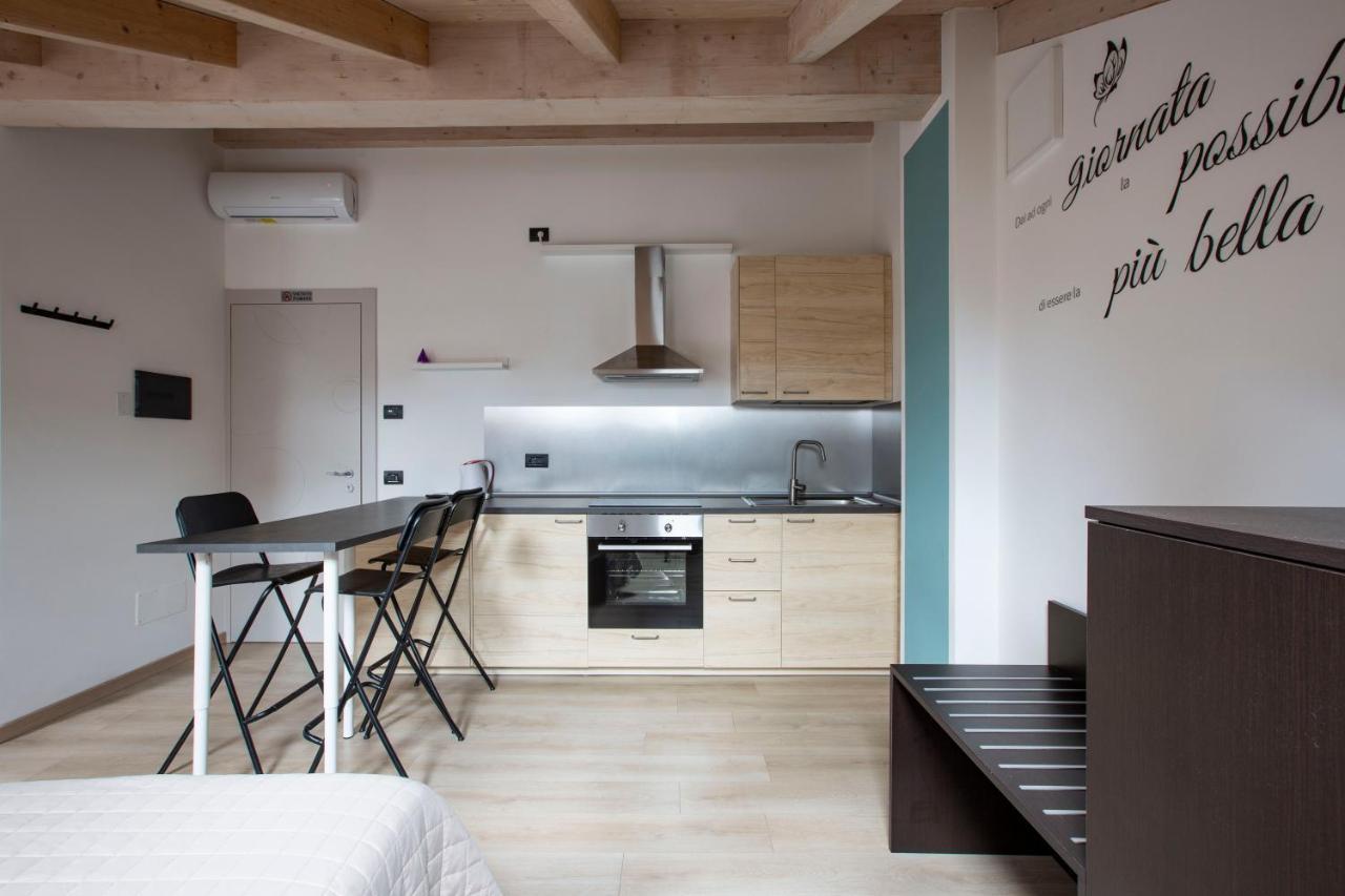 Il B&B Di Piazza Motta Albese Con Cassano Extérieur photo